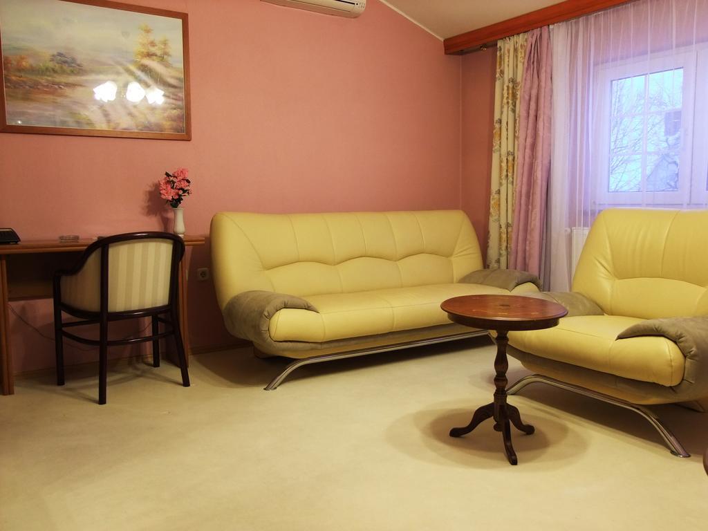 Bed & Breakfast Vila Stanisic Pozega Cameră foto